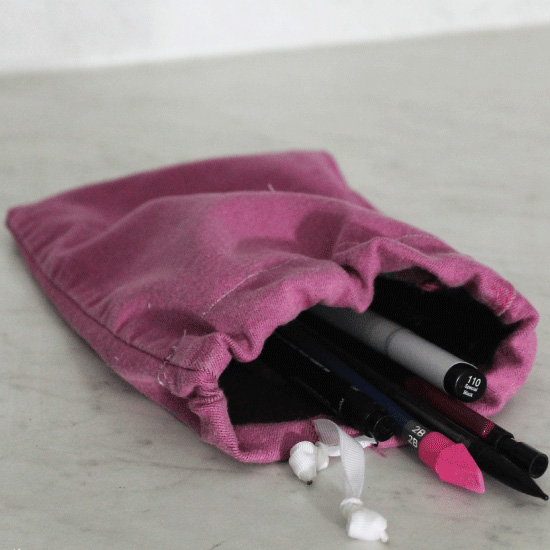 Craft Your Own Fun: DIY Drawstring Pencil Bag Adventure!