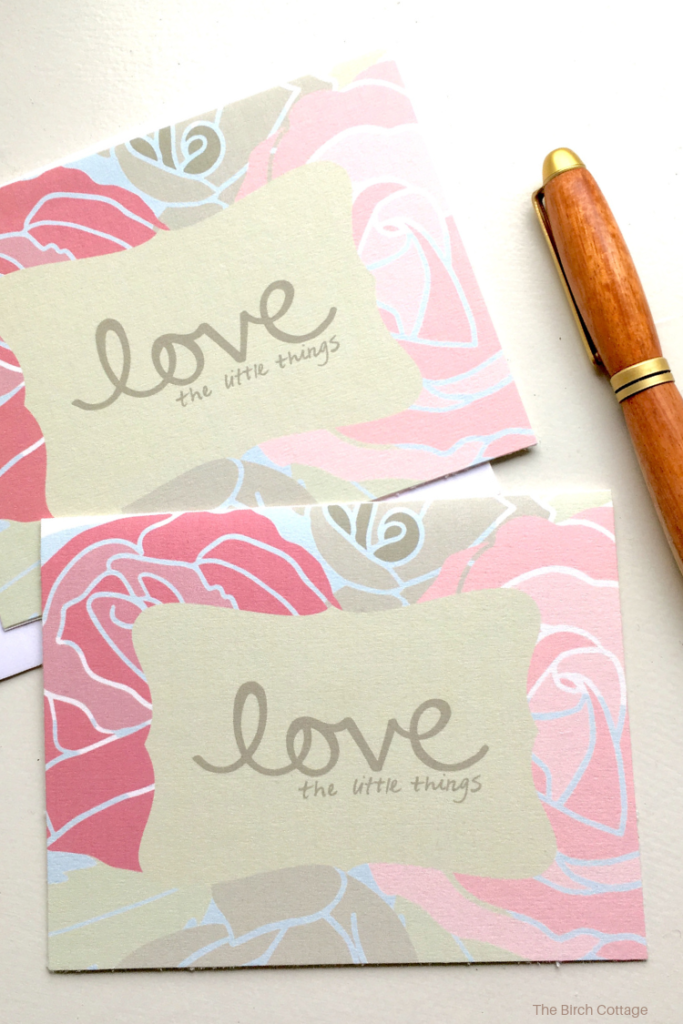 Easily create your own printable Valentine’s Day cards featuring "love the little things" hand drawn graphics and a little help from Avery Design & Print Online! #valentines #valentinesday #thesummeryumbrella